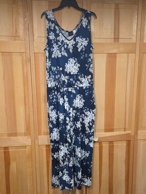 BumbleBella Blue Floral Jumpsuit Size Petite M
